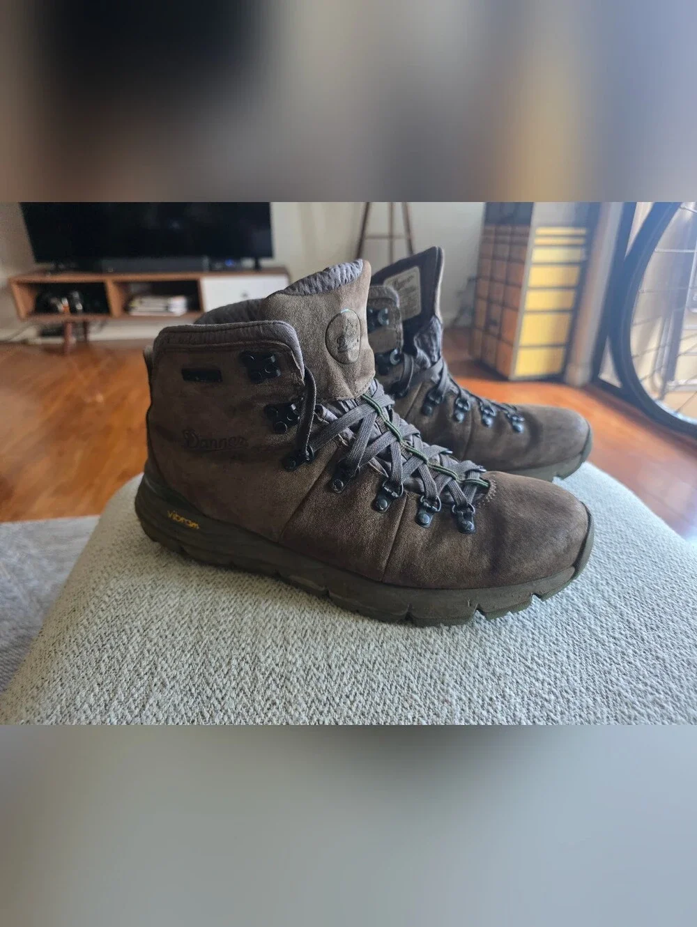 Danner Mountain 600 Brown Suede Vibram Outdoor Boots